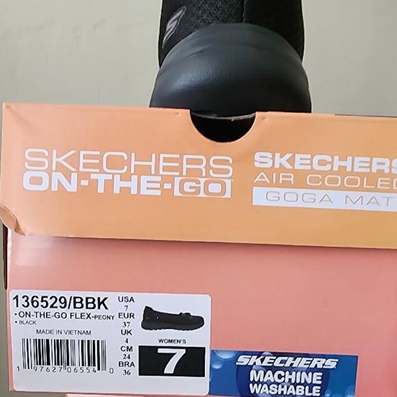 Women's Skechers On-the-GO Flex Peony Air Cooled GOGA MAT - Picture 12 of 16